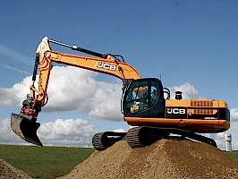 Гусеничный экскаватор